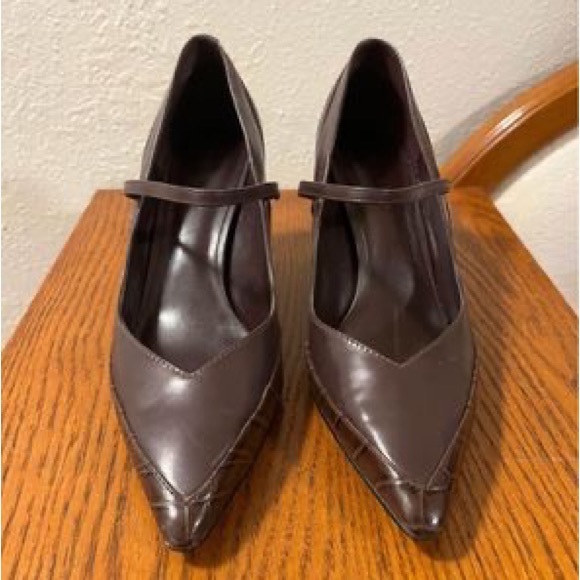 Charles & Keith Burgundy Croc Pumps size 8.5 - Picture 2 of 6